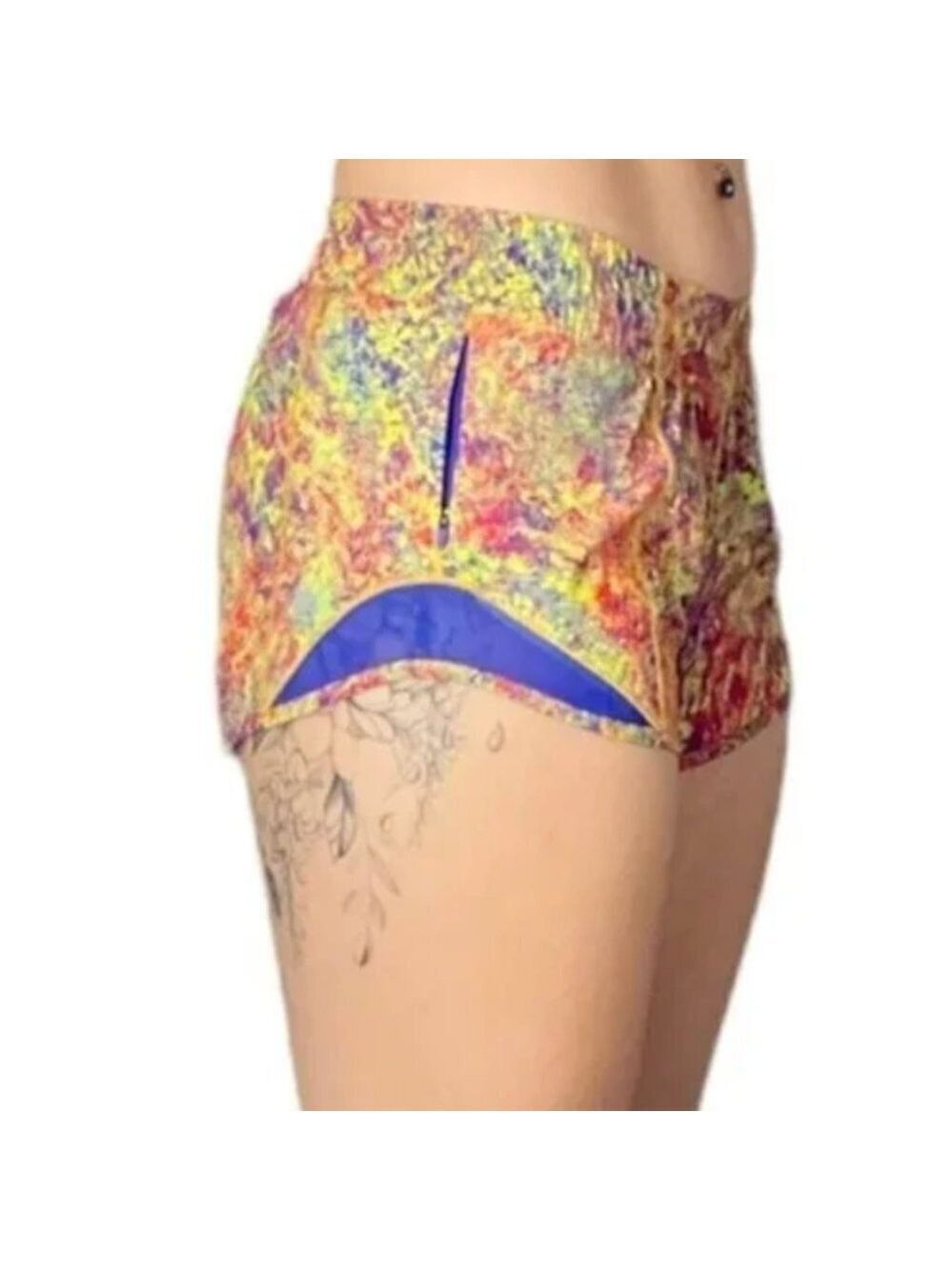 Lululemon Hotty Hot Short 4"  SeaWheeze 2019 Woodland Sprint/Pigment Blue Size 6